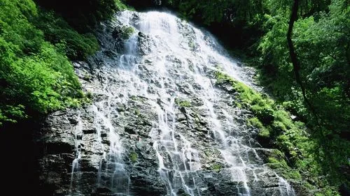 高质量高性能无人化
